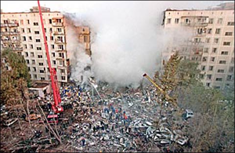 После теракта на улице Гурьянова. Москва. 1999