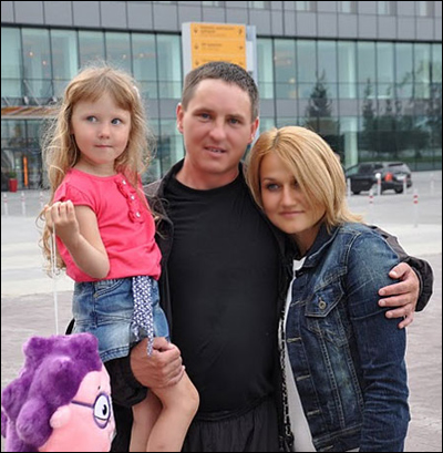 Алексей Соколов с семьей. Фото Вячеслава Башкова, Грани